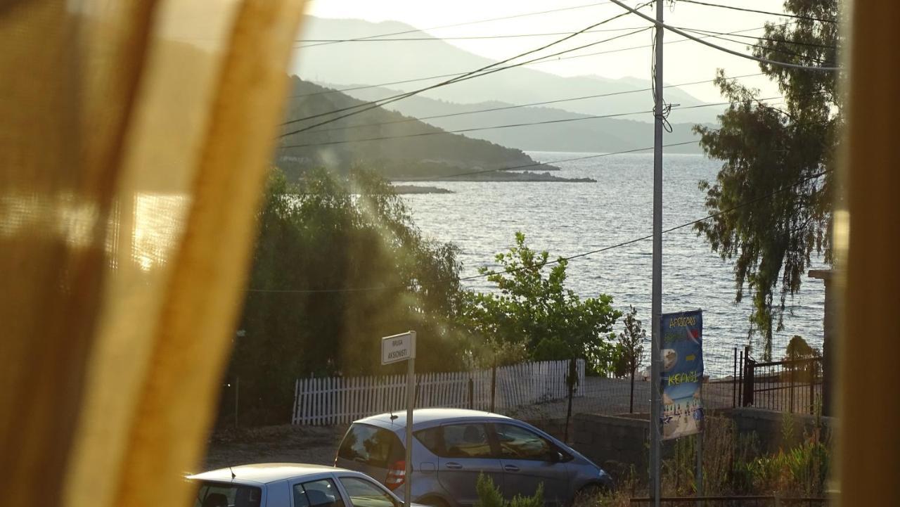 Seaside Vila Genti Pollo クサミル エクステリア 写真